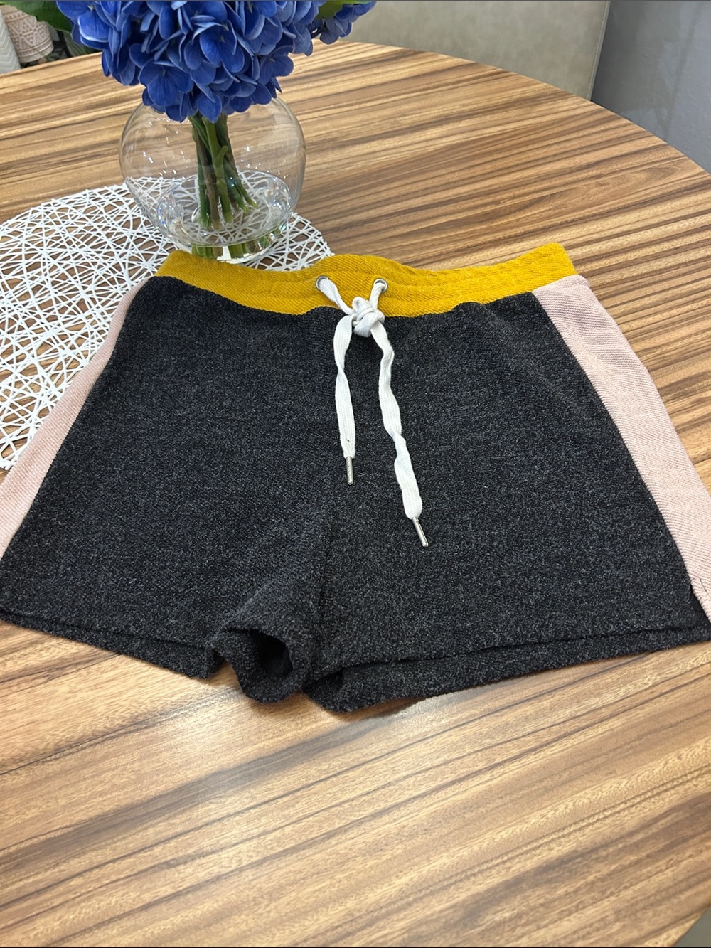 Cozy Knit Drawstring Shorts with Colorblock Waistband - Black & Pink
By Antro
